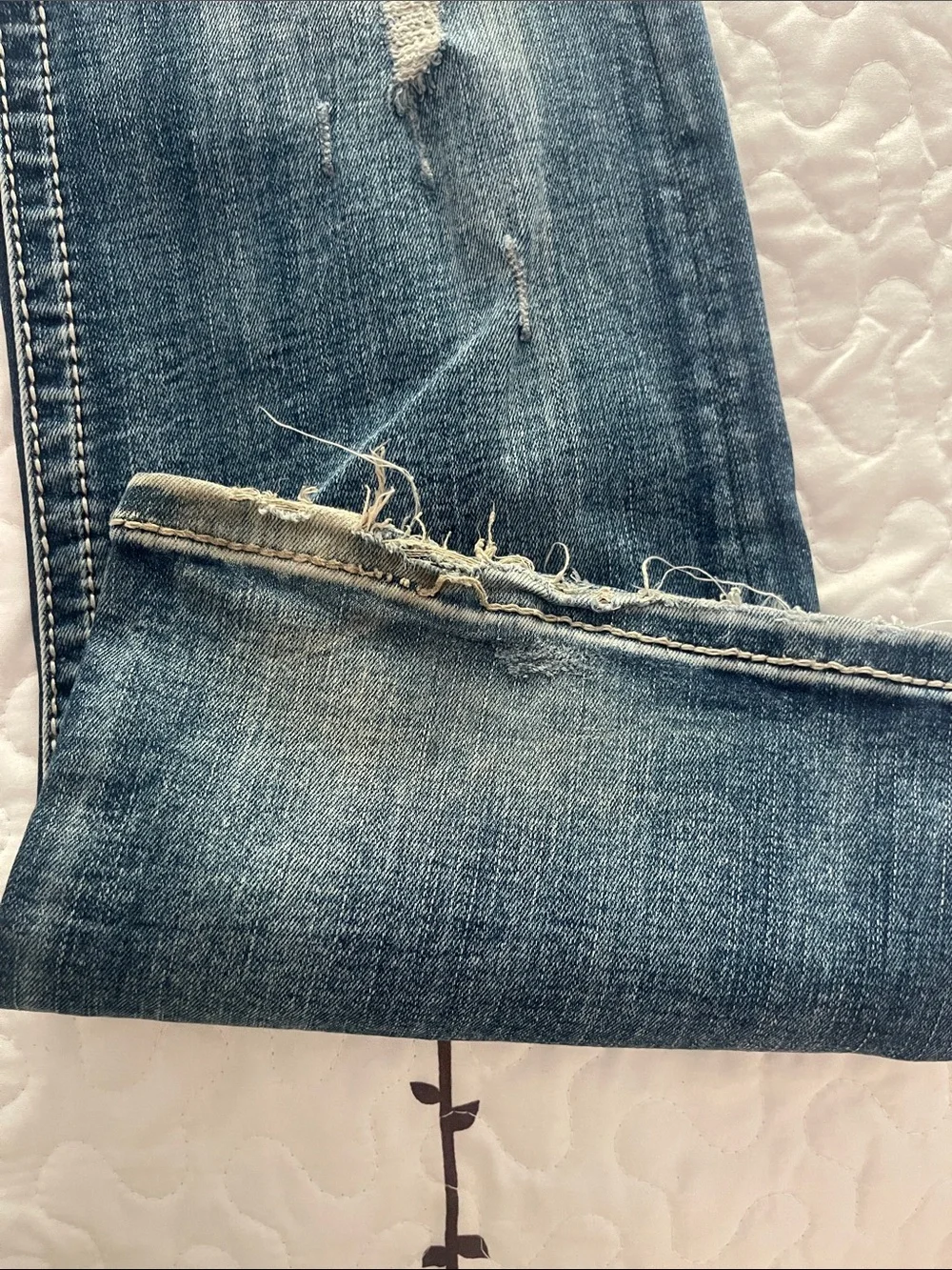 Miss Me Flare Jeans . Patriotic Bull . Size 29 - Picture 14 of 15